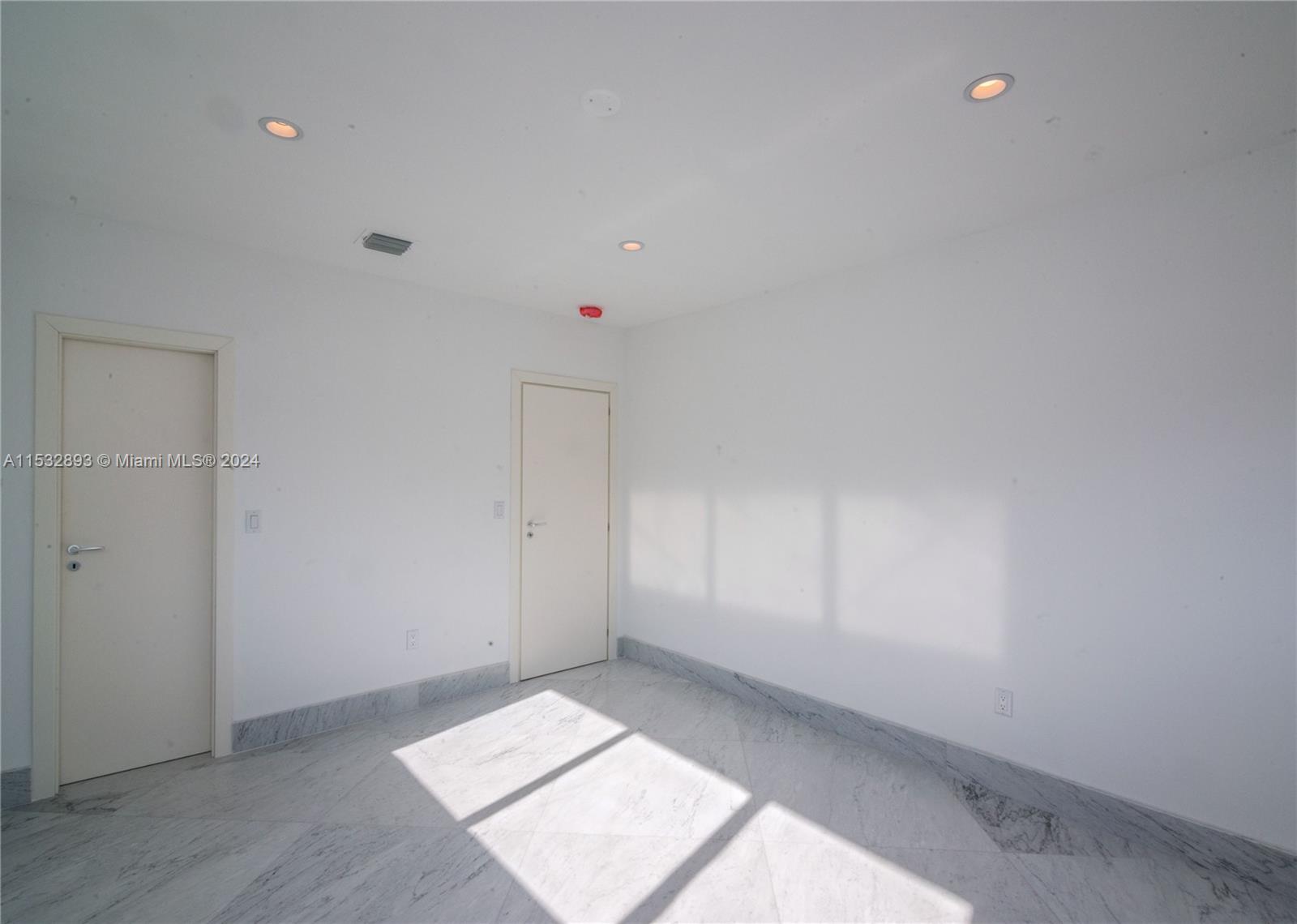 4500 Alton Rd, Miami Beach, Florida 33140, 3 Bedrooms Bedrooms, ,3 BathroomsBathrooms,Residential,For Sale,4500 Alton Rd,A11532893