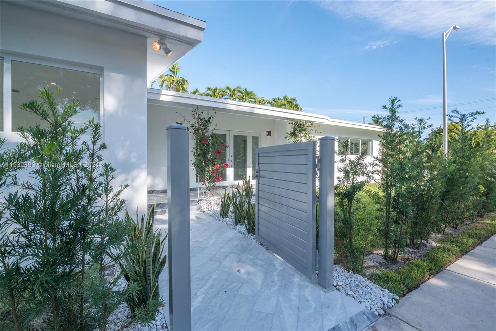 4500 Alton Rd, Miami Beach, Florida 33140, 3 Bedrooms Bedrooms, ,3 BathroomsBathrooms,Residential,For Sale,4500 Alton Rd,A11532893