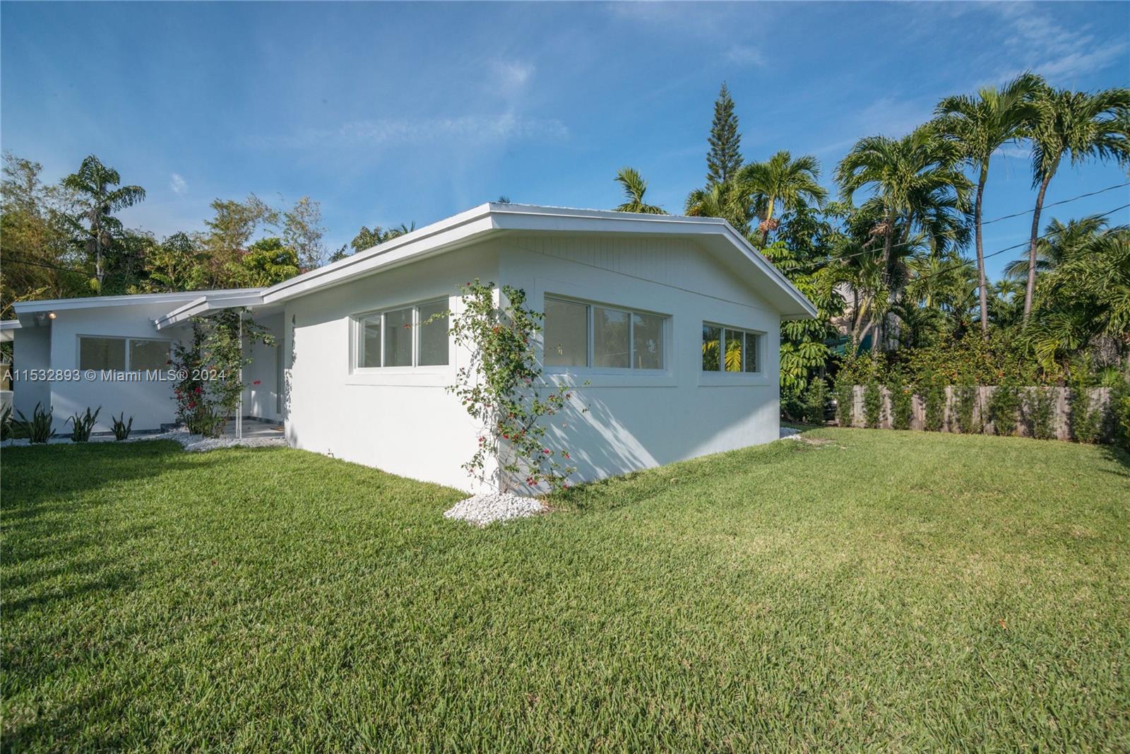 4500 Alton Rd, Miami Beach, Florida 33140, 3 Bedrooms Bedrooms, ,3 BathroomsBathrooms,Residential,For Sale,4500 Alton Rd,A11532893
