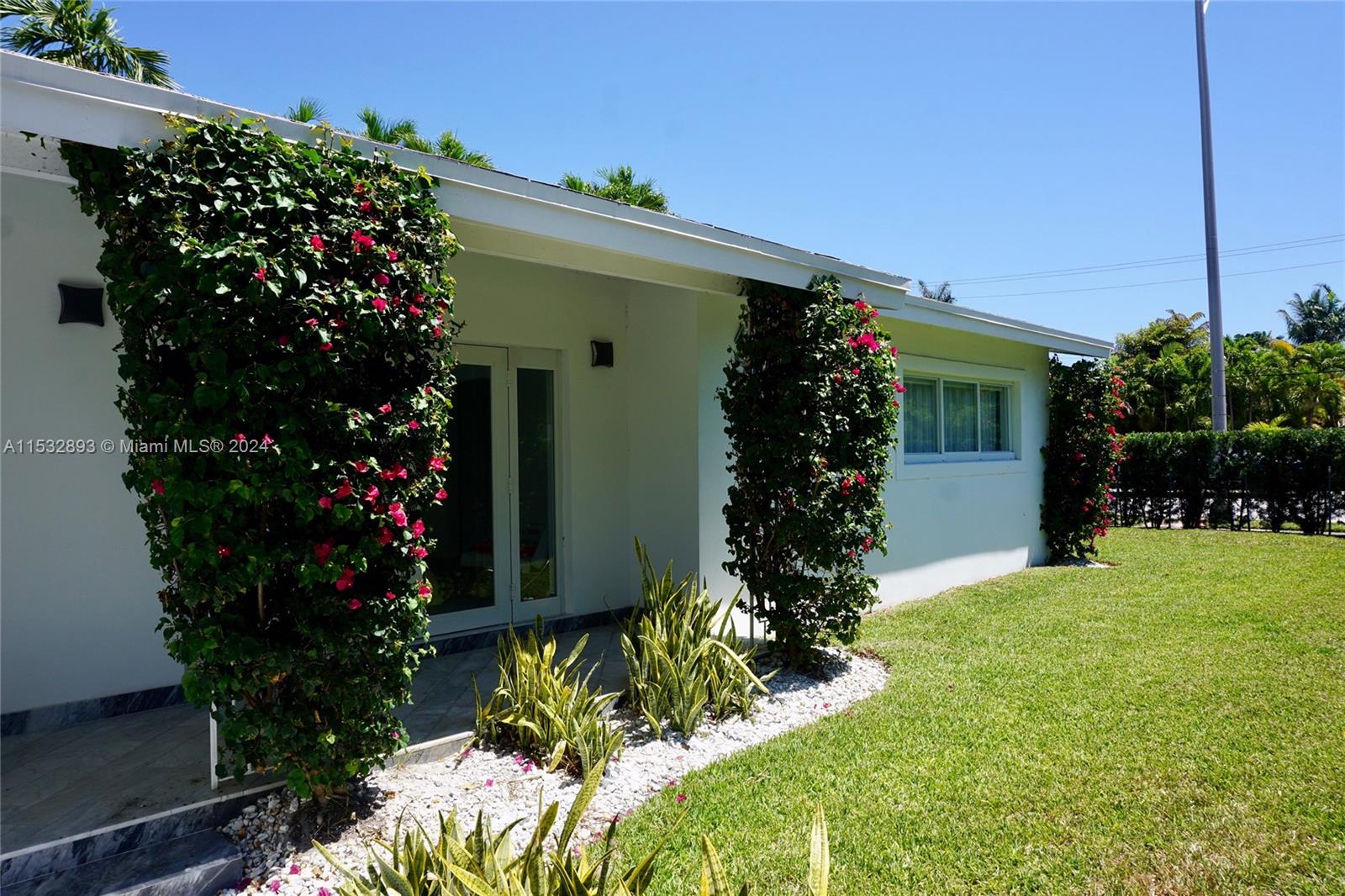 4500 Alton Rd, Miami Beach, Florida 33140, 3 Bedrooms Bedrooms, ,3 BathroomsBathrooms,Residential,For Sale,4500 Alton Rd,A11532893