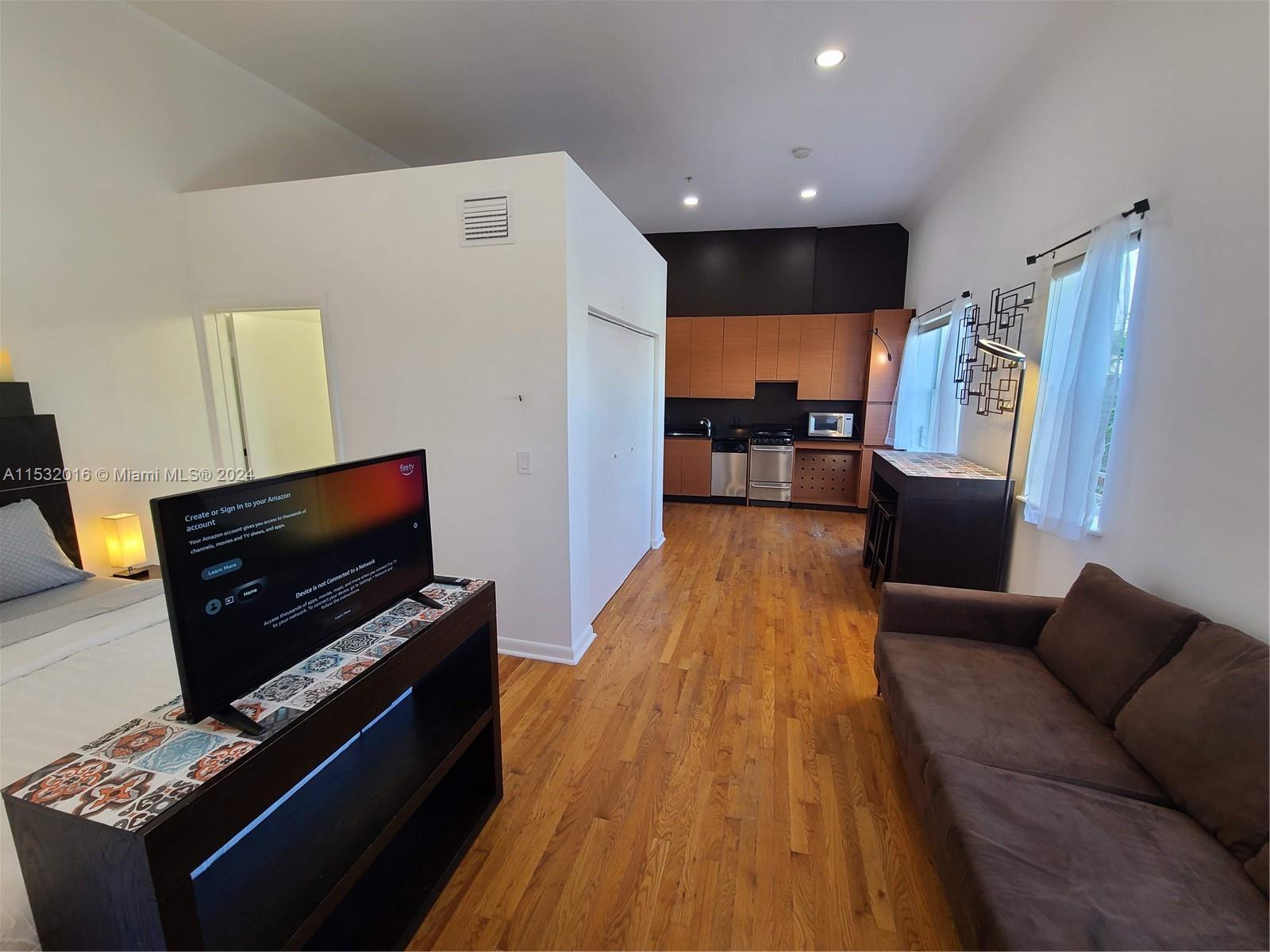 1521 Lenox Ave 303, Miami Beach, Florida 33139, ,1 BathroomBathrooms,Residential,For Sale,1521 Lenox Ave 303,A11532016