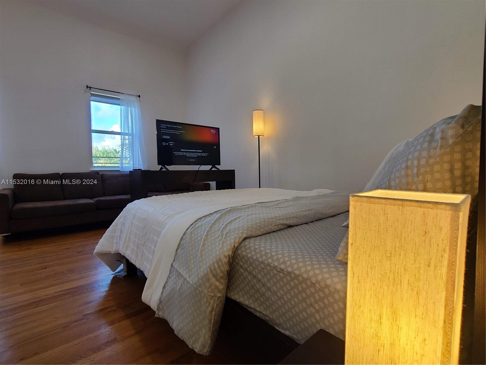 1521 Lenox Ave 303, Miami Beach, Florida 33139, ,1 BathroomBathrooms,Residential,For Sale,1521 Lenox Ave 303,A11532016