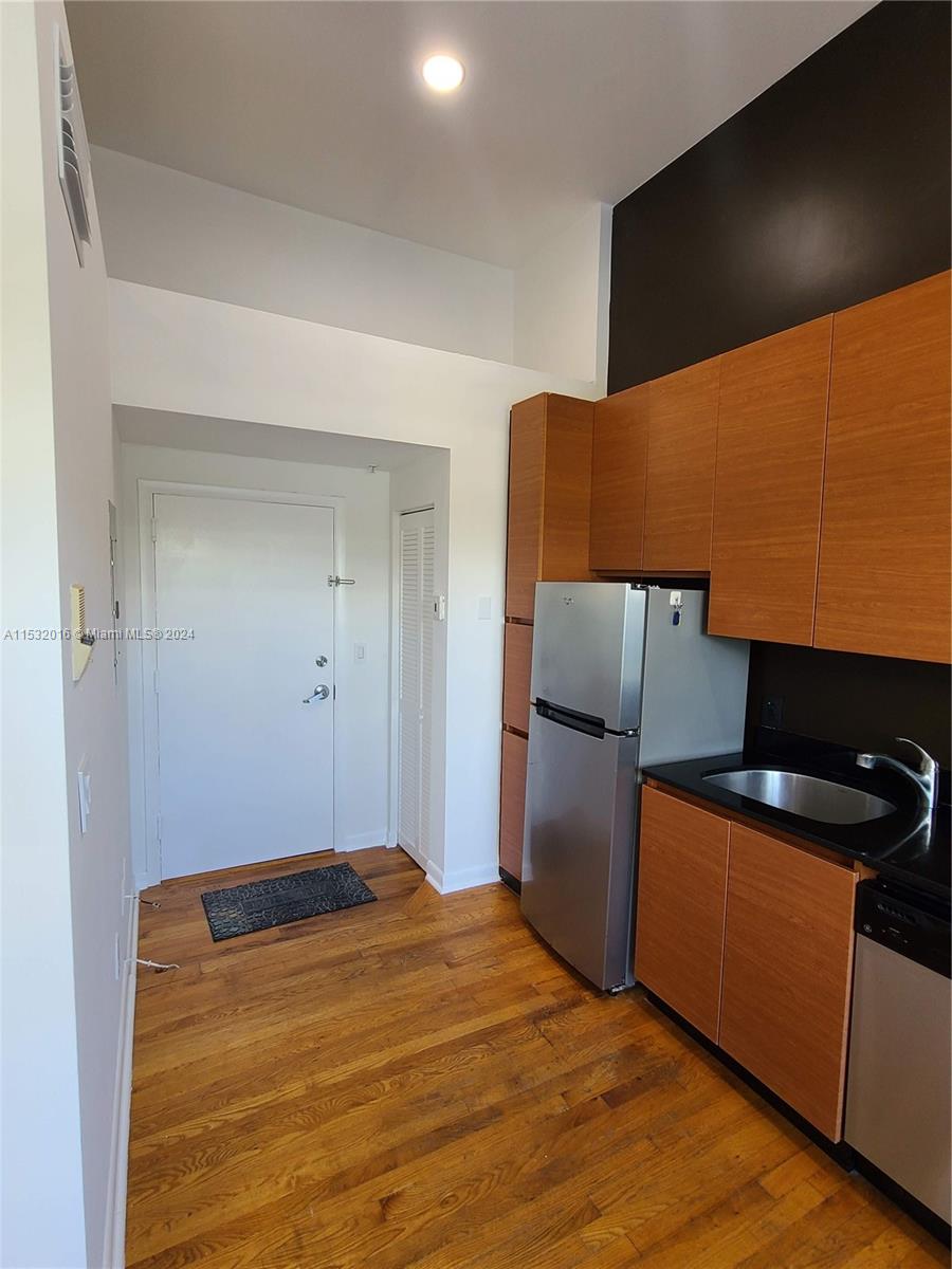 1521 Lenox Ave 303, Miami Beach, Florida 33139, ,1 BathroomBathrooms,Residential,For Sale,1521 Lenox Ave 303,A11532016