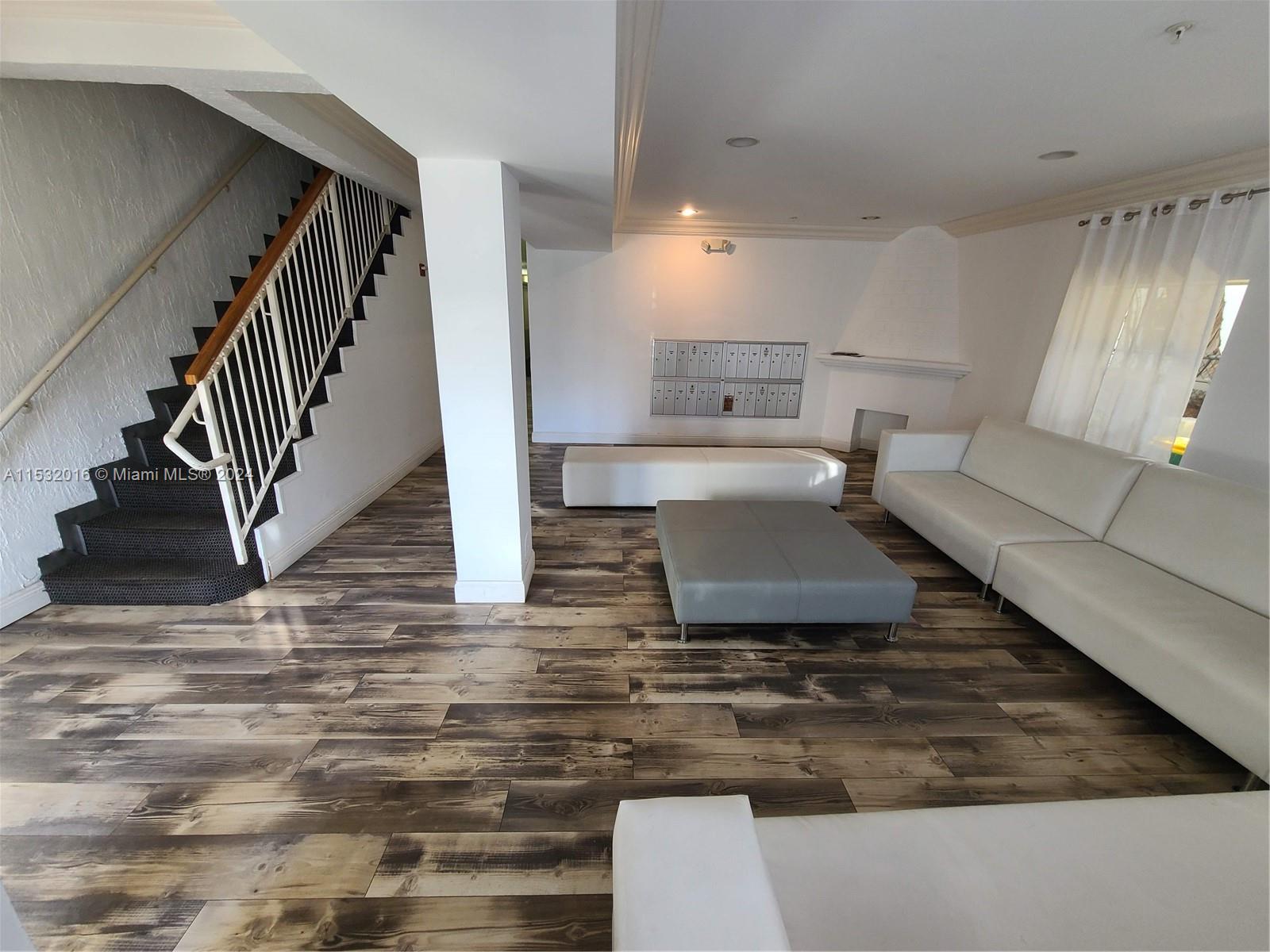 1521 Lenox Ave 303, Miami Beach, Florida 33139, ,1 BathroomBathrooms,Residential,For Sale,1521 Lenox Ave 303,A11532016