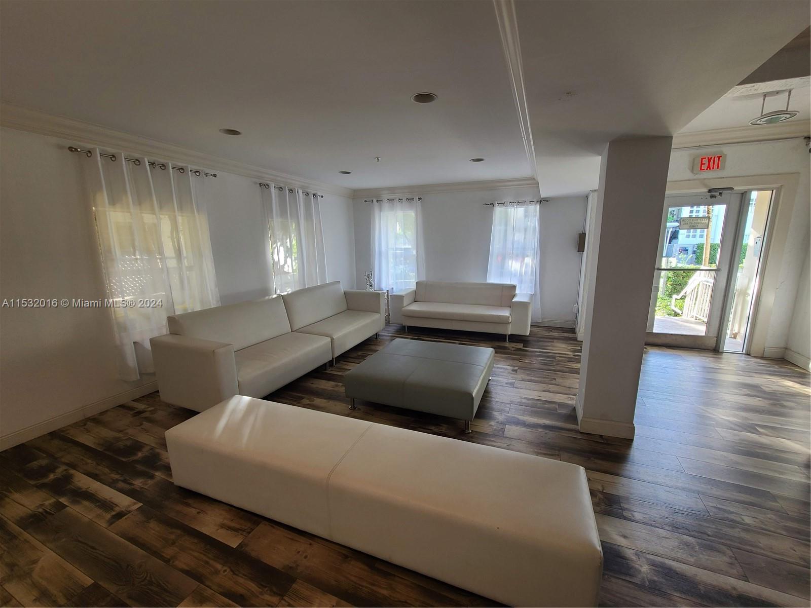 1521 Lenox Ave 303, Miami Beach, Florida 33139, ,1 BathroomBathrooms,Residential,For Sale,1521 Lenox Ave 303,A11532016