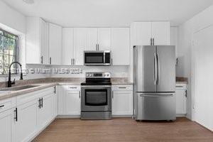 Miami, Florida 33150, 2 Bedrooms Bedrooms, ,2 BathroomsBathrooms,Residentiallease,For Rent,A11531420