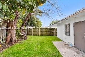 Miami, Florida 33150, 2 Bedrooms Bedrooms, ,2 BathroomsBathrooms,Residentiallease,For Rent,A11531455