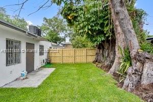 Miami, Florida 33150, 2 Bedrooms Bedrooms, ,2 BathroomsBathrooms,Residentiallease,For Rent,A11531455
