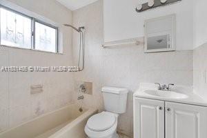 Miami, Florida 33150, 2 Bedrooms Bedrooms, ,2 BathroomsBathrooms,Residentiallease,For Rent,A11531455