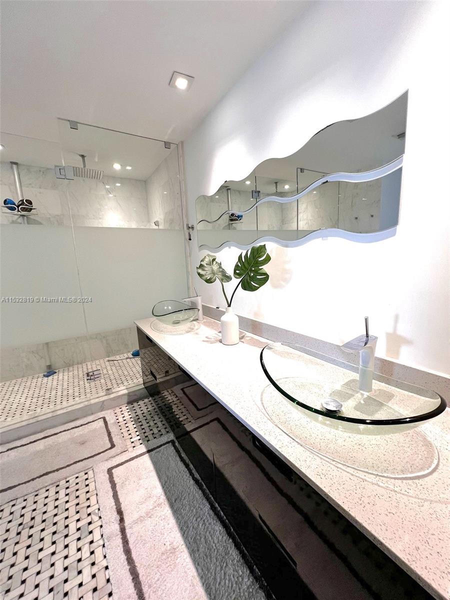 901 Brickell Key Blvd 1505, Miami, Florida 33131, 2 Bedrooms Bedrooms, ,2 BathroomsBathrooms,Residential,For Sale,901 Brickell Key Blvd 1505,A11532819