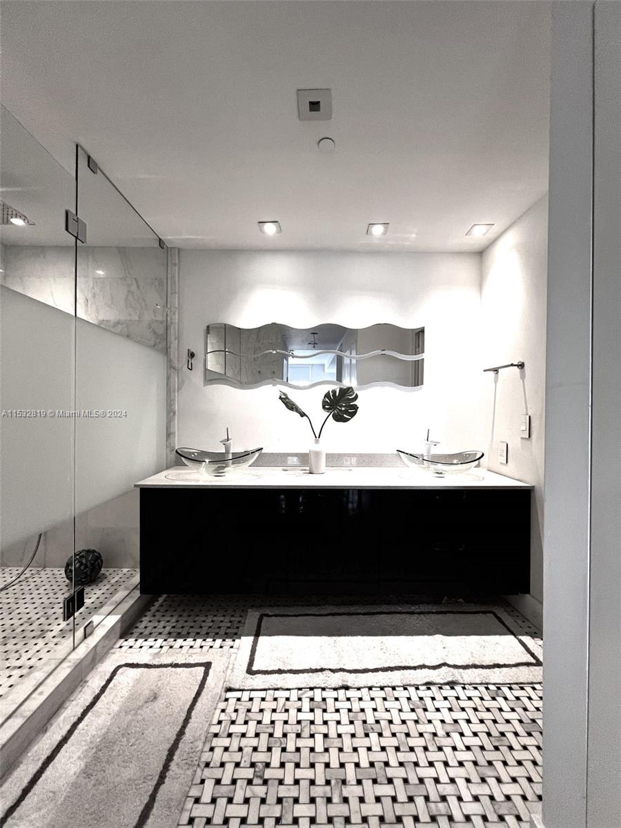 901 Brickell Key Blvd 1505, Miami, Florida 33131, 2 Bedrooms Bedrooms, ,2 BathroomsBathrooms,Residential,For Sale,901 Brickell Key Blvd 1505,A11532819