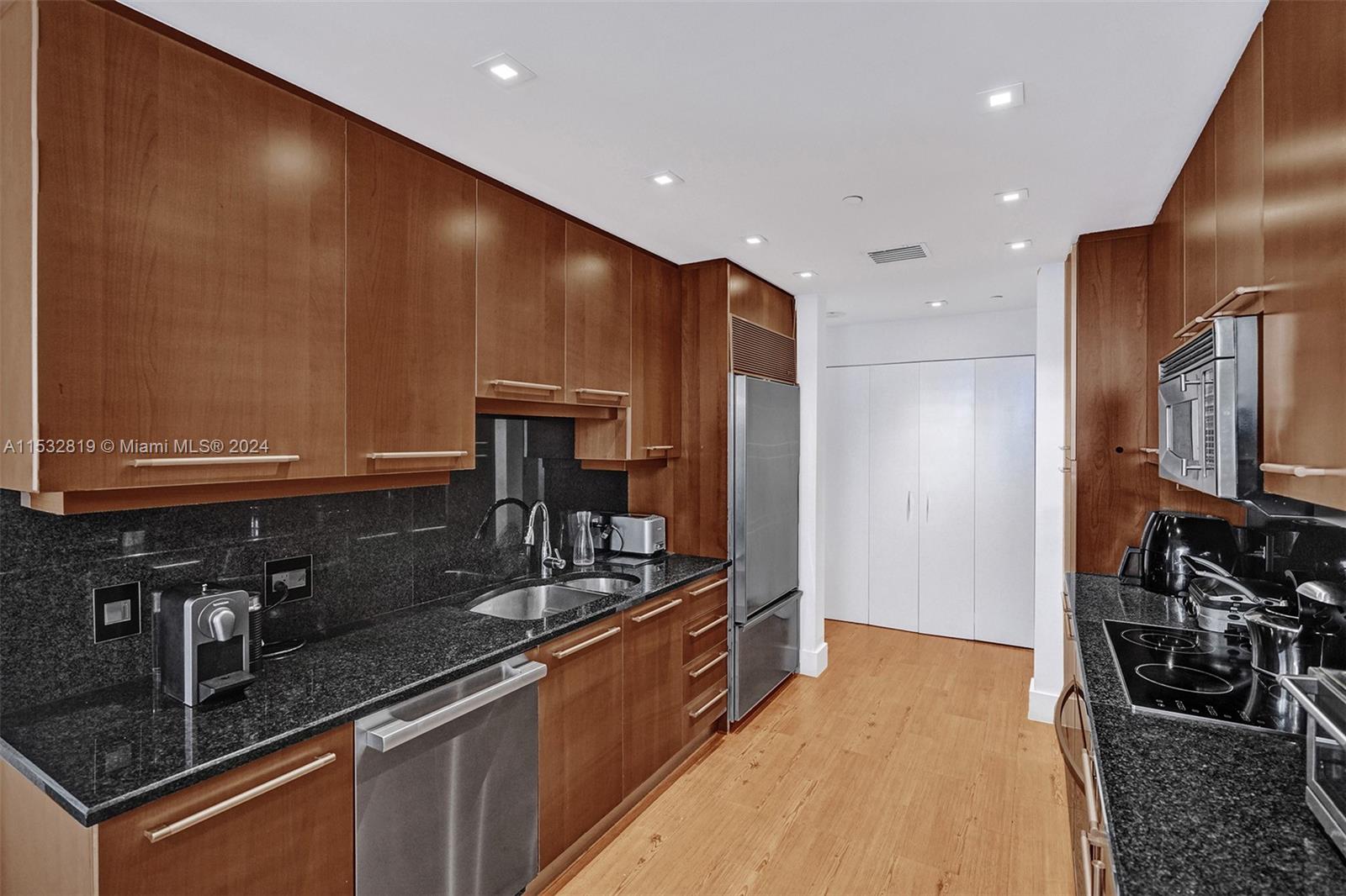 901 Brickell Key Blvd 1505, Miami, Florida 33131, 2 Bedrooms Bedrooms, ,2 BathroomsBathrooms,Residential,For Sale,901 Brickell Key Blvd 1505,A11532819