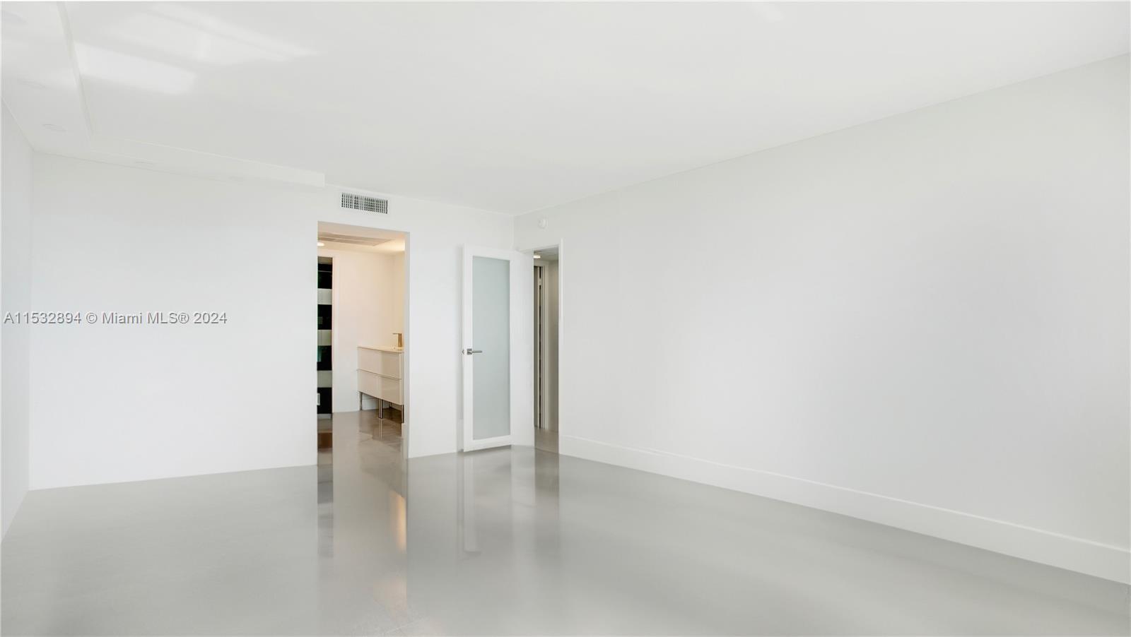 5838 Collins Ave 15C, Miami Beach, Florida 33140, 2 Bedrooms Bedrooms, ,2 BathroomsBathrooms,Residential,For Sale,5838 Collins Ave 15C,A11532894