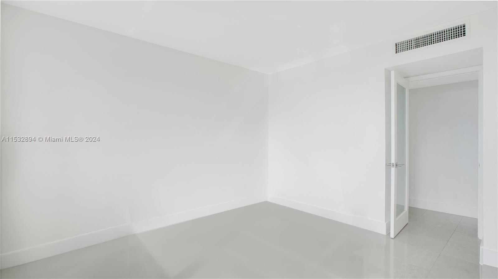 5838 Collins Ave 15C, Miami Beach, Florida 33140, 2 Bedrooms Bedrooms, ,2 BathroomsBathrooms,Residential,For Sale,5838 Collins Ave 15C,A11532894