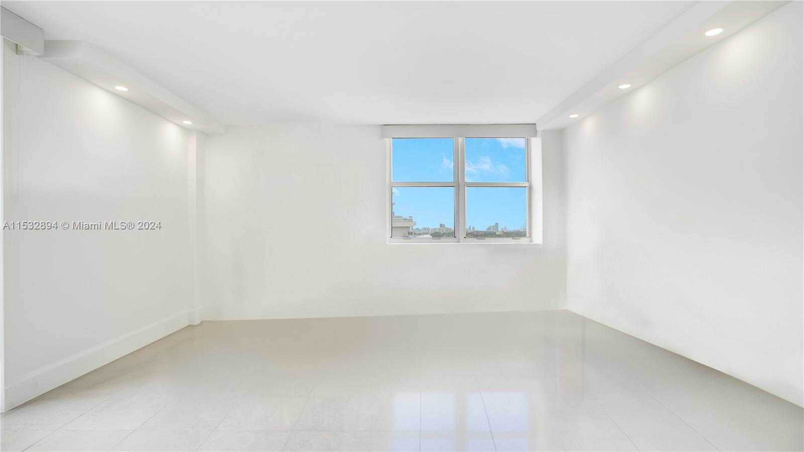 5838 Collins Ave 15C, Miami Beach, Florida 33140, 2 Bedrooms Bedrooms, ,2 BathroomsBathrooms,Residential,For Sale,5838 Collins Ave 15C,A11532894