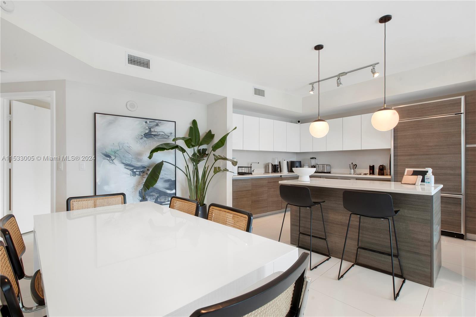 1100 S Miami Ave 3810, Miami, Florida 33130, 2 Bedrooms Bedrooms, ,2 BathroomsBathrooms,Residential,For Sale,1100 S Miami Ave 3810,A11533005