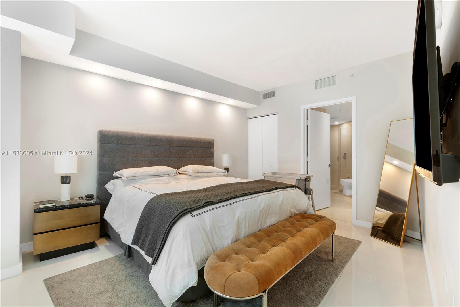 1100 S Miami Ave 3810, Miami, Florida 33130, 2 Bedrooms Bedrooms, ,2 BathroomsBathrooms,Residential,For Sale,1100 S Miami Ave 3810,A11533005