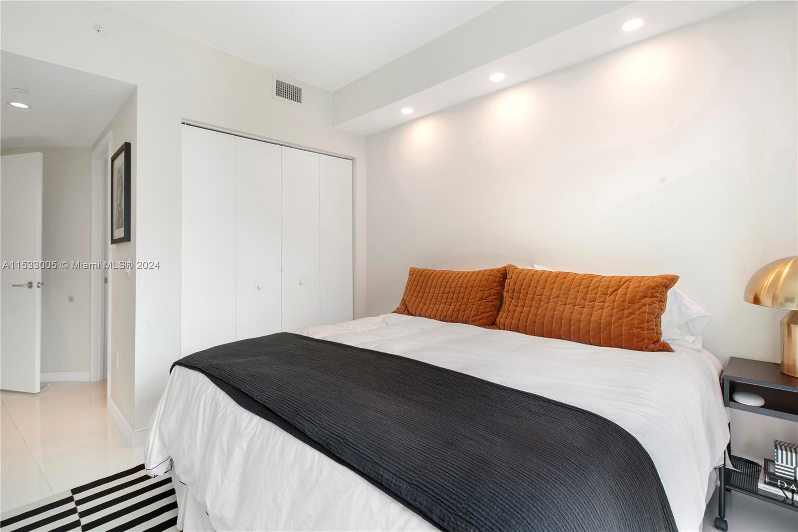 1100 S Miami Ave 3810, Miami, Florida 33130, 2 Bedrooms Bedrooms, ,2 BathroomsBathrooms,Residential,For Sale,1100 S Miami Ave 3810,A11533005