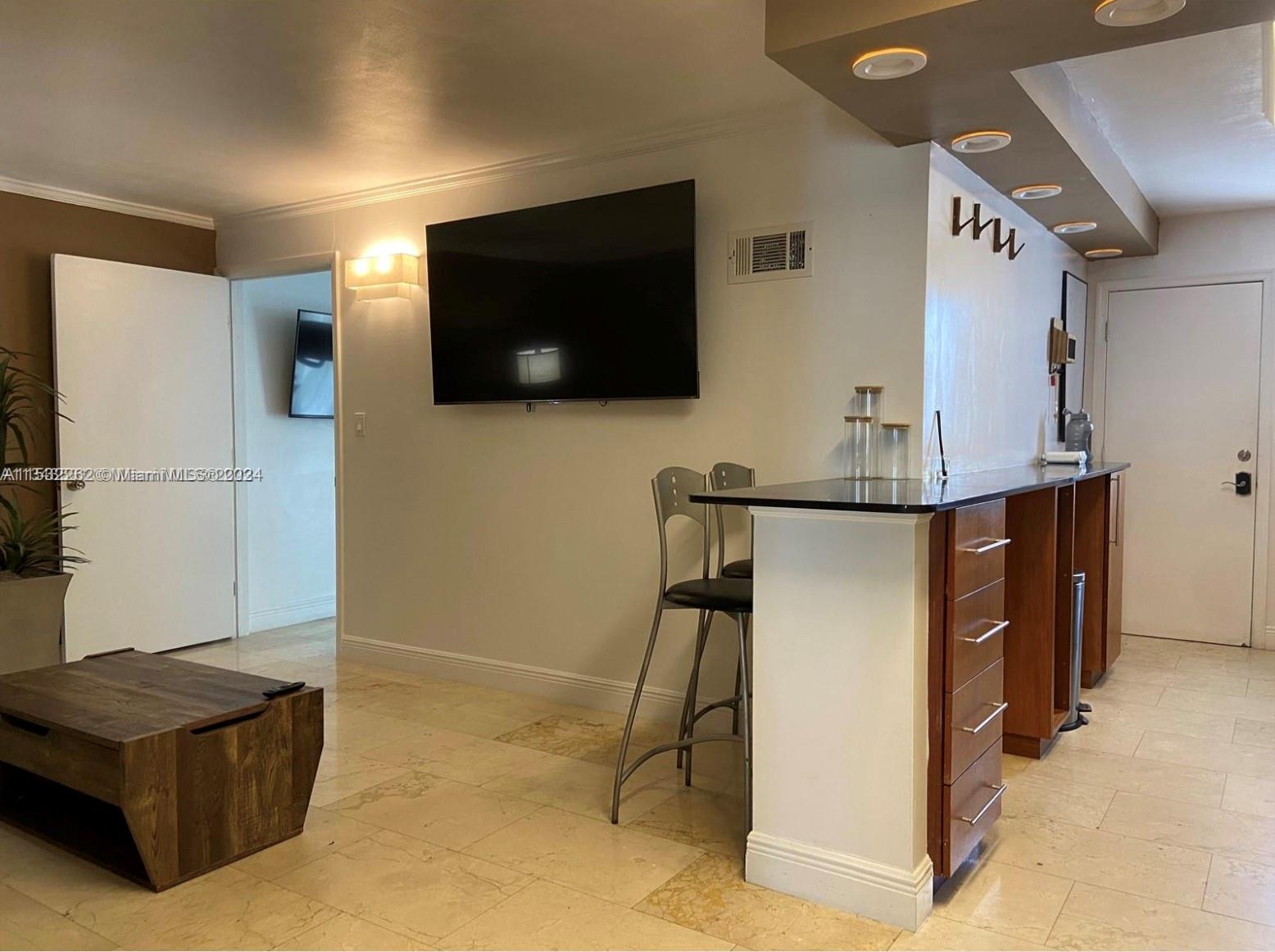 1340 Lincoln Rd 803, Miami Beach, Florida 33139, 2 Bedrooms Bedrooms, ,1 BathroomBathrooms,Residentiallease,For Rent,1340 Lincoln Rd 803,A11532262