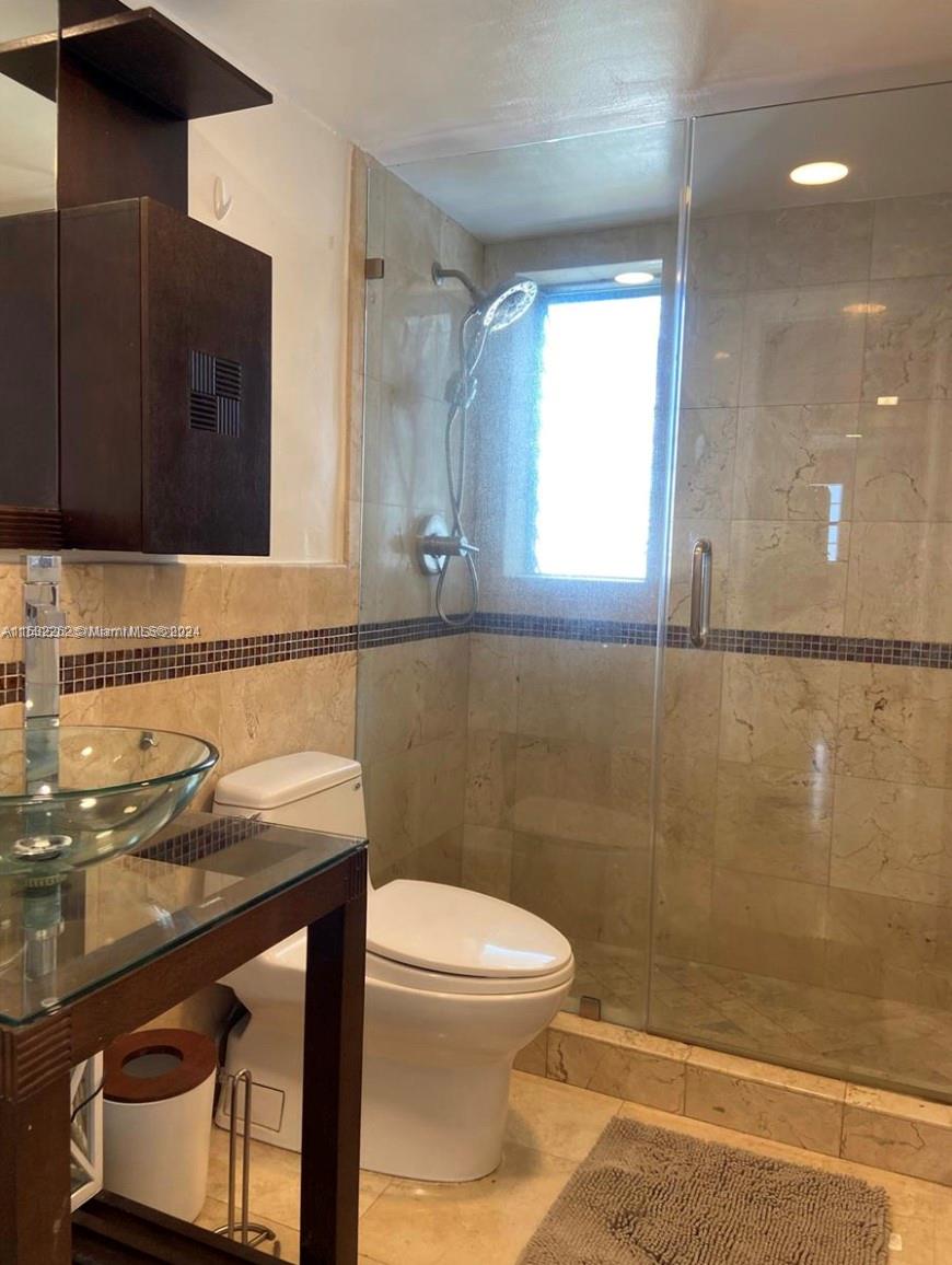 1340 Lincoln Rd 803, Miami Beach, Florida 33139, 2 Bedrooms Bedrooms, ,1 BathroomBathrooms,Residentiallease,For Rent,1340 Lincoln Rd 803,A11532262