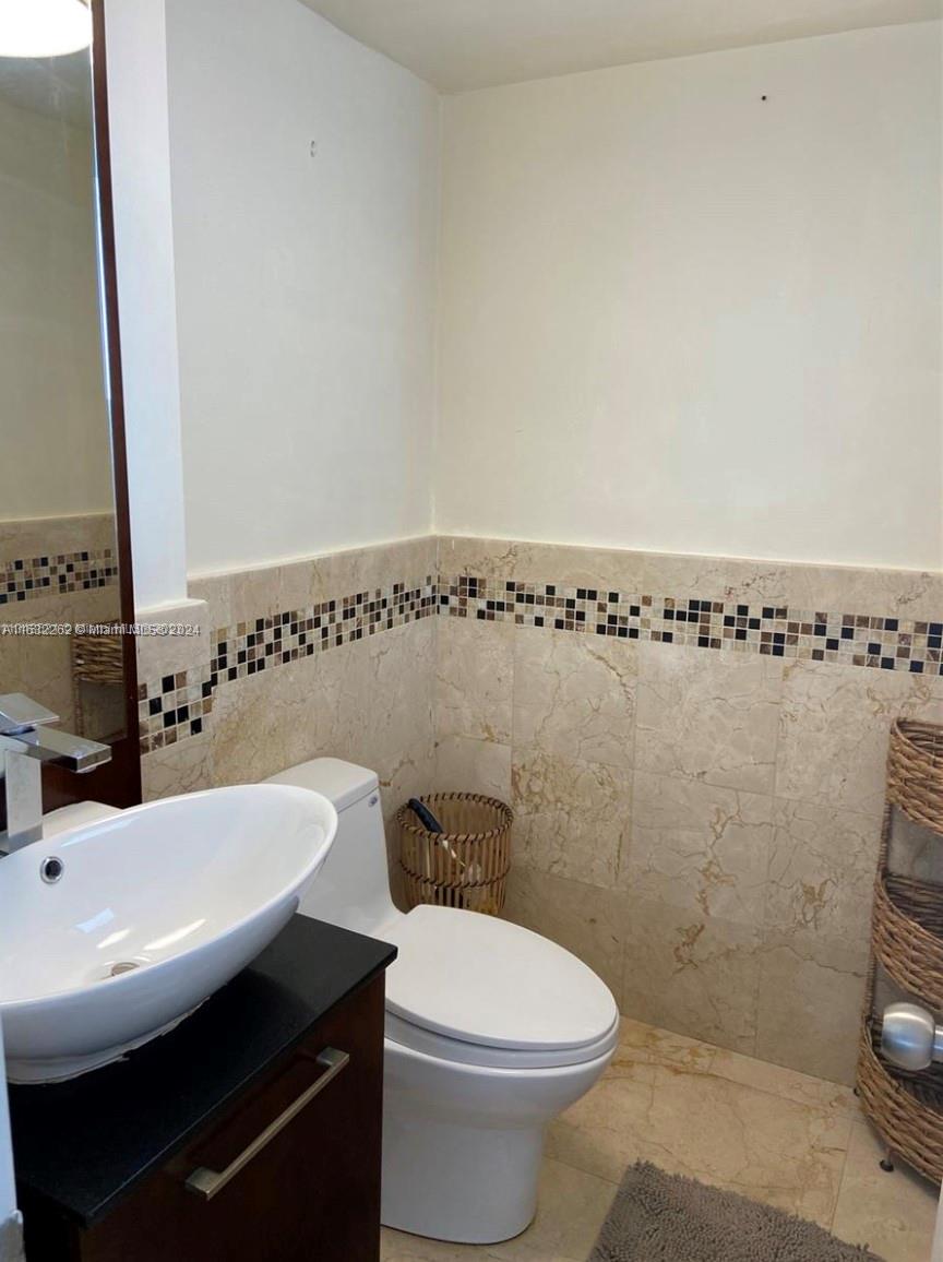 1340 Lincoln Rd 803, Miami Beach, Florida 33139, 2 Bedrooms Bedrooms, ,1 BathroomBathrooms,Residentiallease,For Rent,1340 Lincoln Rd 803,A11532262