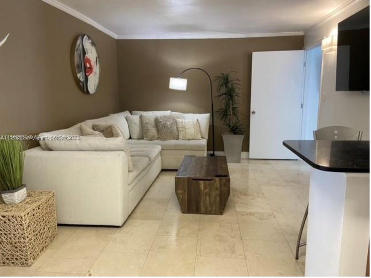 1340 Lincoln Rd 803, Miami Beach, Florida 33139, 2 Bedrooms Bedrooms, ,1 BathroomBathrooms,Residentiallease,For Rent,1340 Lincoln Rd 803,A11532262