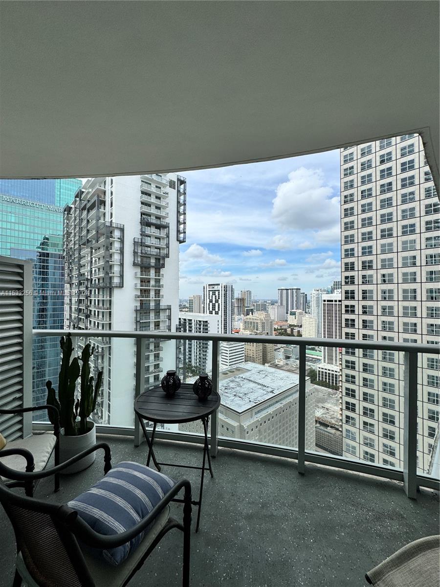 Welcome Met 1 located in the heart of downtown Miami, this one bedroom fully furnished opportunity is ready for immediate occupancy.  Situated directly above Novikov, Met 1 offers residents a fully amenitized living experience with several pools, steam, sauna, and more.  Just bring your tooth brush and move in.  #3307 comes with one parking space and an extremely quick approval process for new residents.  Please call the listing agent for more information.