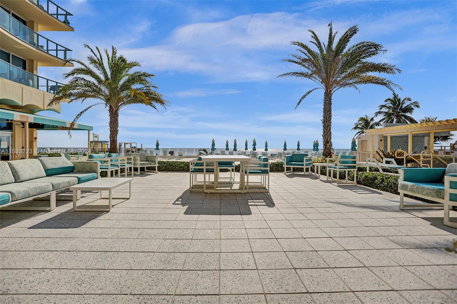 Hollywood, Florida 33019, 1 Bedroom Bedrooms, ,1 BathroomBathrooms,Residentiallease,For Rent,A11533223