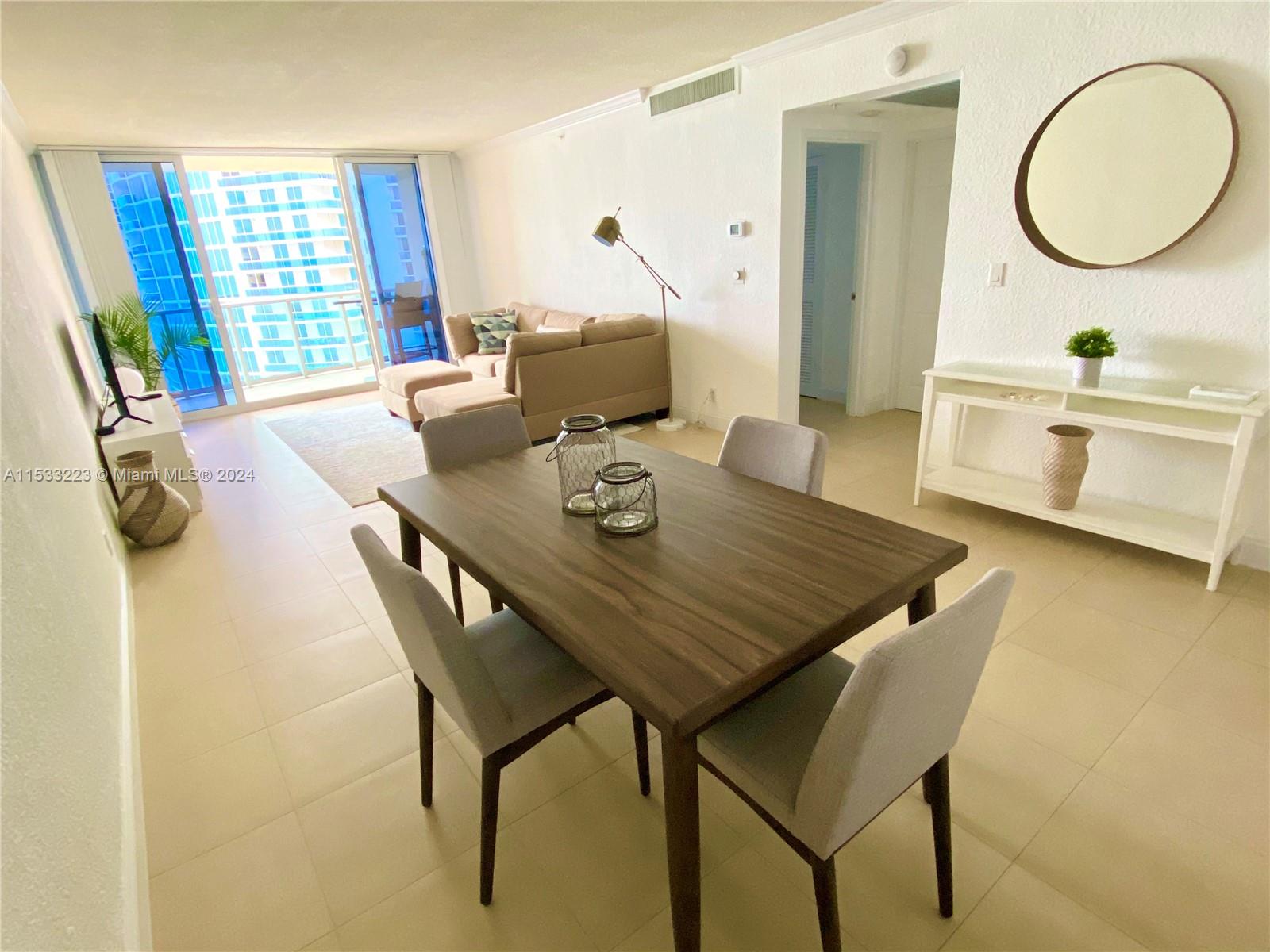 Hollywood, Florida 33019, 1 Bedroom Bedrooms, ,1 BathroomBathrooms,Residentiallease,For Rent,A11533223