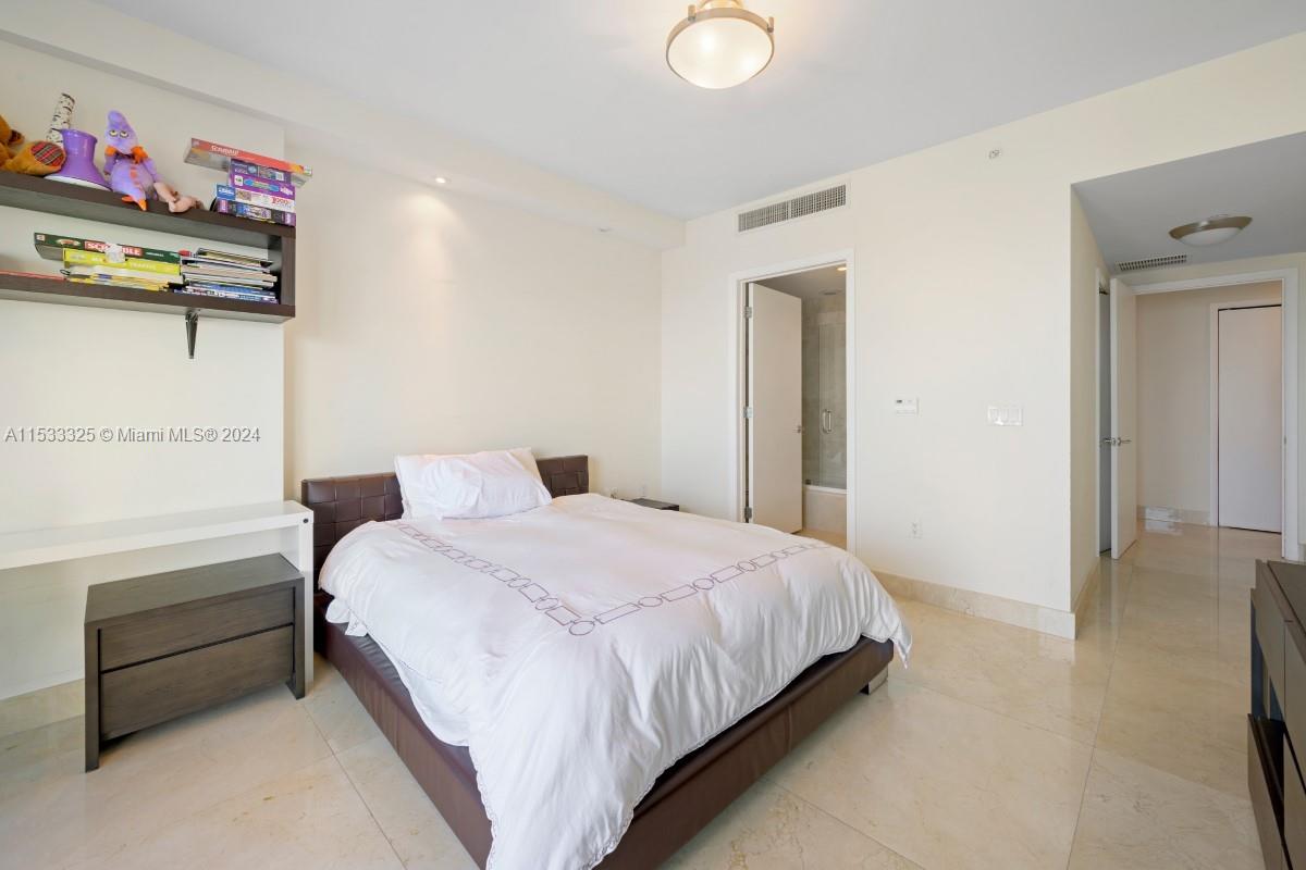 17001 Collins Ave 1204, Sunny Isles Beach, Florida 33160, 3 Bedrooms Bedrooms, ,3 BathroomsBathrooms,Residential,For Sale,17001 Collins Ave 1204,A11533325