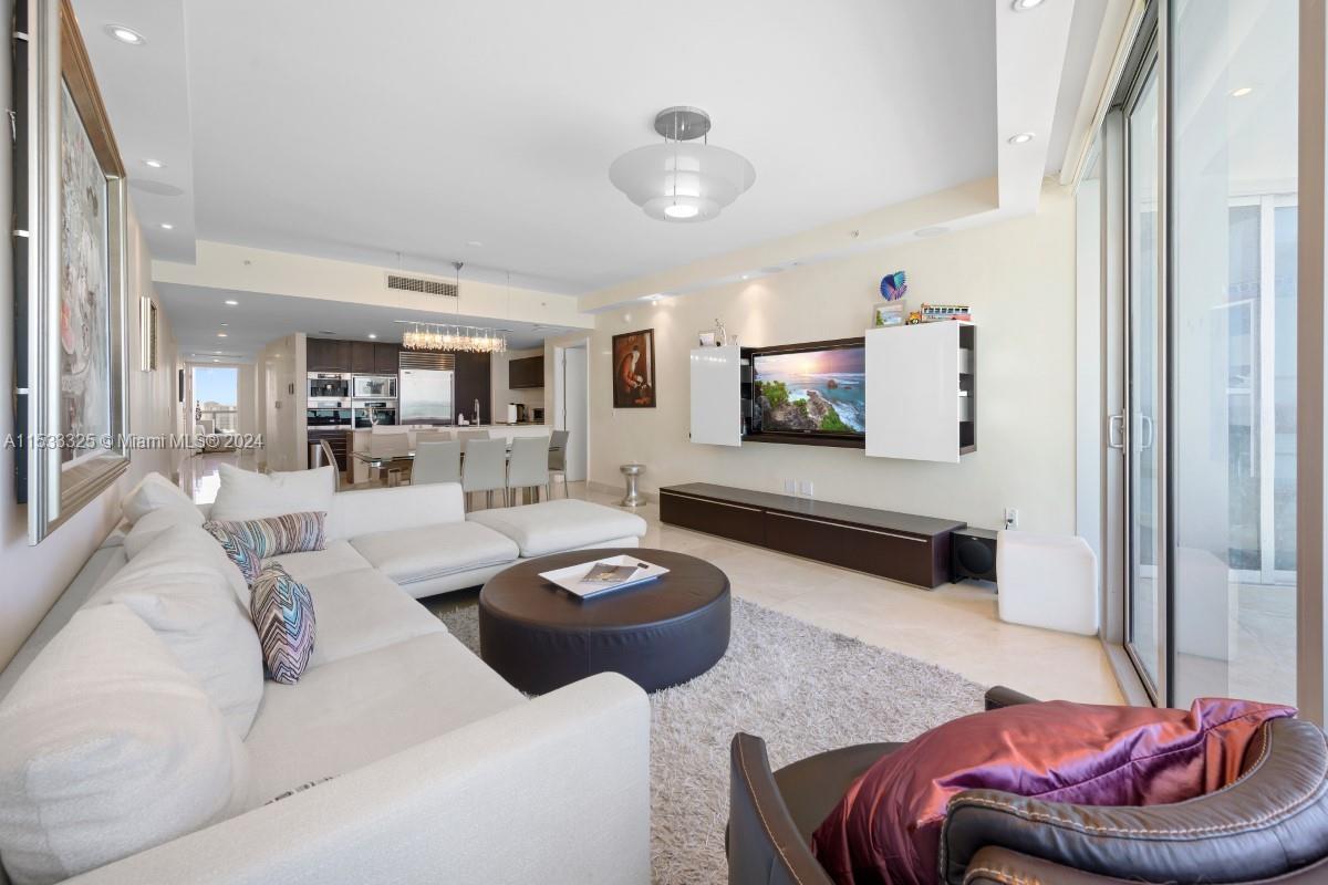 17001 Collins Ave 1204, Sunny Isles Beach, Florida 33160, 3 Bedrooms Bedrooms, ,3 BathroomsBathrooms,Residential,For Sale,17001 Collins Ave 1204,A11533325