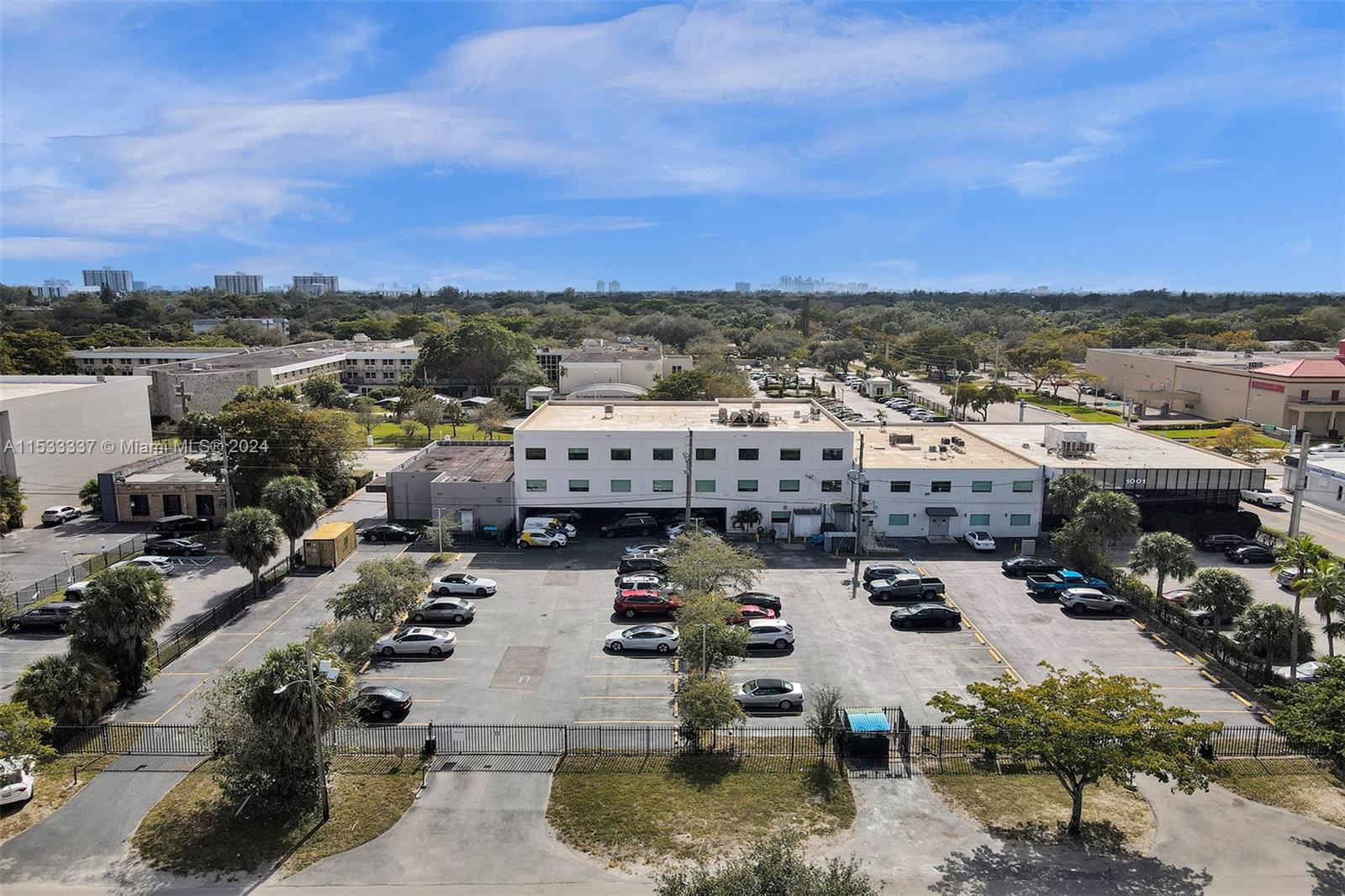 1005 NE 125th St, North Miami, Florida 33161, ,Commerciallease,For Rent,1005 NE 125th St,A11533337