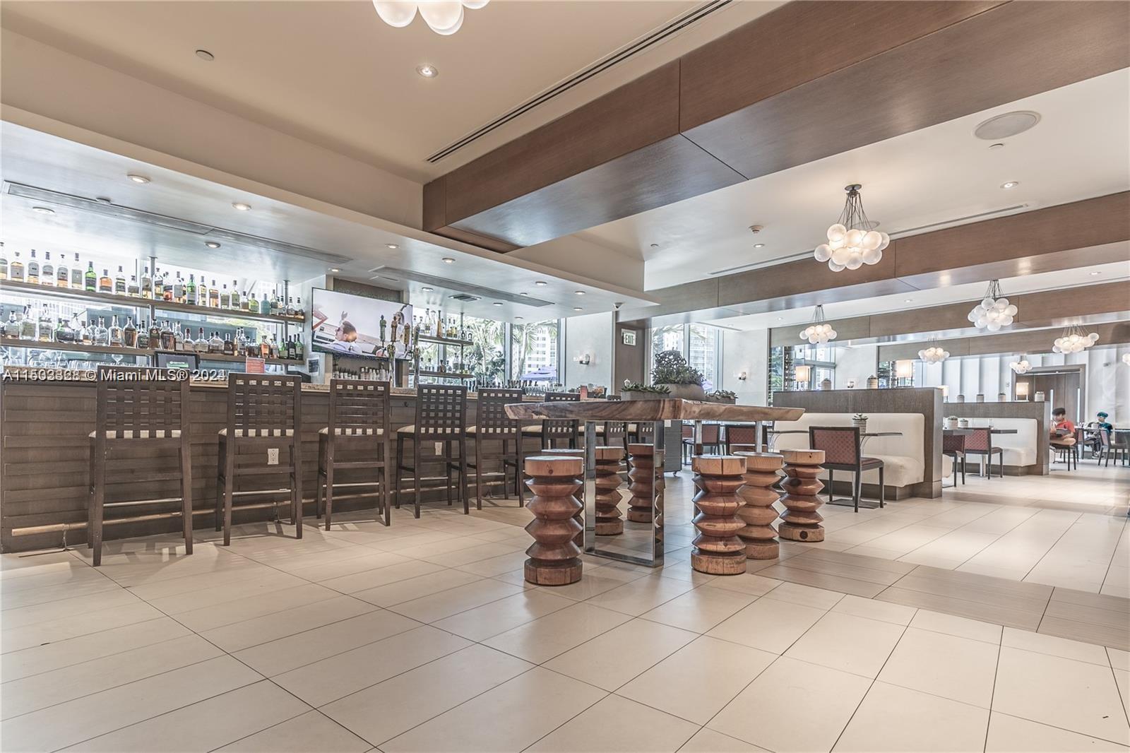 200 Biscayne Boulevard Way 5202, Miami, Florida 33131, 3 Bedrooms Bedrooms, ,3 BathroomsBathrooms,Residential,For Sale,200 Biscayne Boulevard Way 5202,A11533328
