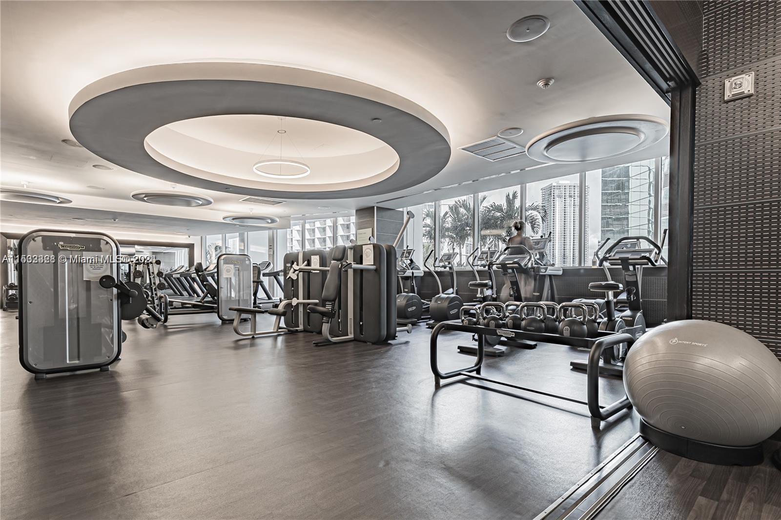 200 Biscayne Boulevard Way 5202, Miami, Florida 33131, 3 Bedrooms Bedrooms, ,3 BathroomsBathrooms,Residential,For Sale,200 Biscayne Boulevard Way 5202,A11533328