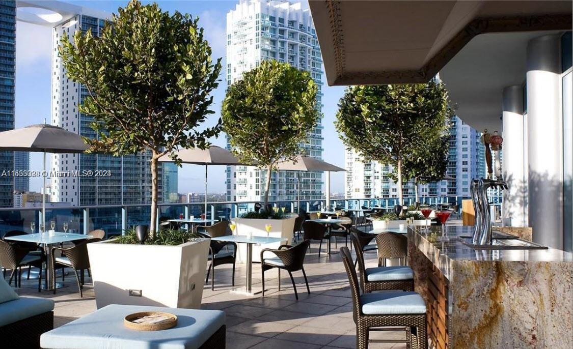 200 Biscayne Boulevard Way 5202, Miami, Florida 33131, 3 Bedrooms Bedrooms, ,3 BathroomsBathrooms,Residential,For Sale,200 Biscayne Boulevard Way 5202,A11533328