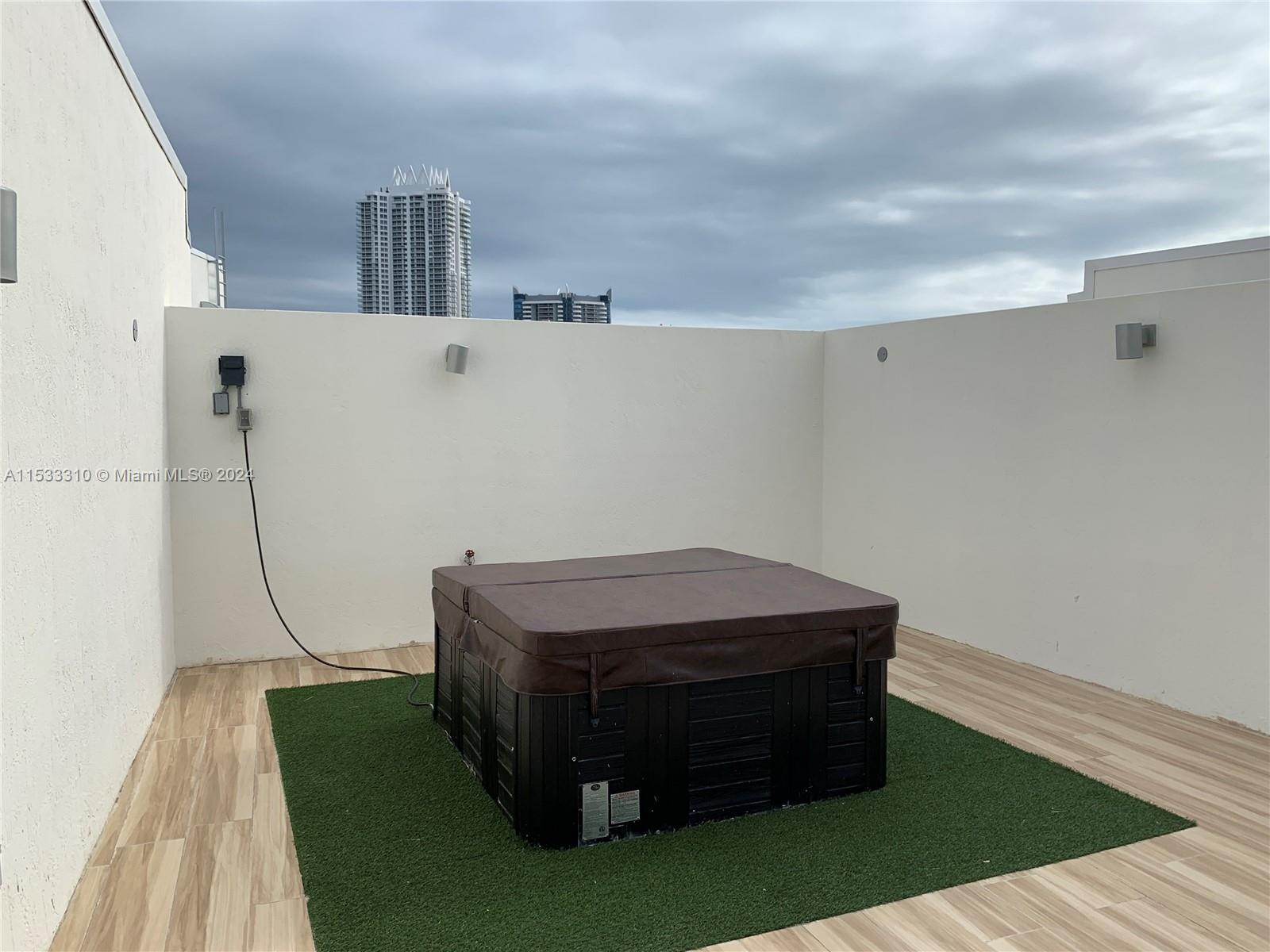 6620 Indian Creek Dr 713, Miami Beach, Florida 33141, 3 Bedrooms Bedrooms, ,3 BathroomsBathrooms,Residential,For Sale,6620 Indian Creek Dr 713,A11533310