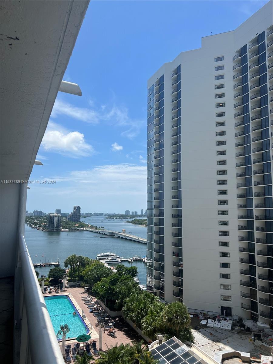 1717 N Bayshore Dr A-1856, Miami, Florida 33132, 3 Bedrooms Bedrooms, ,3 BathroomsBathrooms,Residentiallease,For Rent,1717 N Bayshore Dr A-1856,A11533389