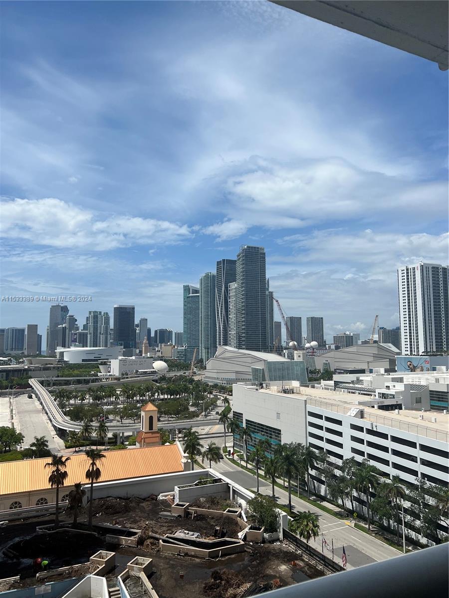 1717 N Bayshore Dr A-1856, Miami, Florida 33132, 3 Bedrooms Bedrooms, ,3 BathroomsBathrooms,Residentiallease,For Rent,1717 N Bayshore Dr A-1856,A11533389