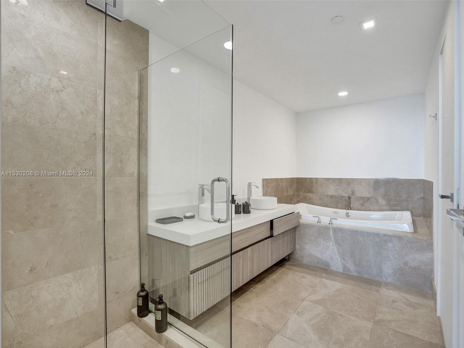 17001 Collins Ave 2308, Sunny Isles Beach, Florida 33160, 4 Bedrooms Bedrooms, ,4 BathroomsBathrooms,Residential,For Sale,17001 Collins Ave 2308,A11530208