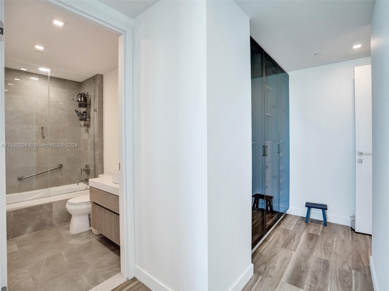 17001 Collins Ave 2308, Sunny Isles Beach, Florida 33160, 4 Bedrooms Bedrooms, ,4 BathroomsBathrooms,Residential,For Sale,17001 Collins Ave 2308,A11530208
