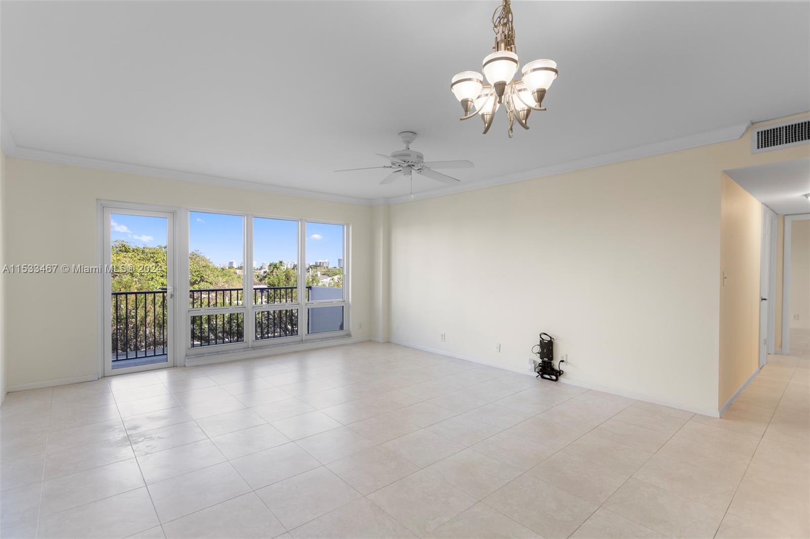 340 SUNSET DR #504, FORT LAUDERDALE, FL 33301  Photo 10