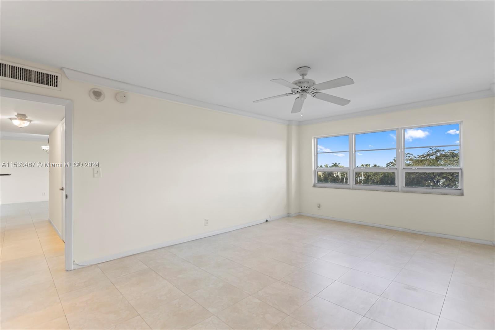 340 SUNSET DR #504, FORT LAUDERDALE, FL 33301  Photo 18