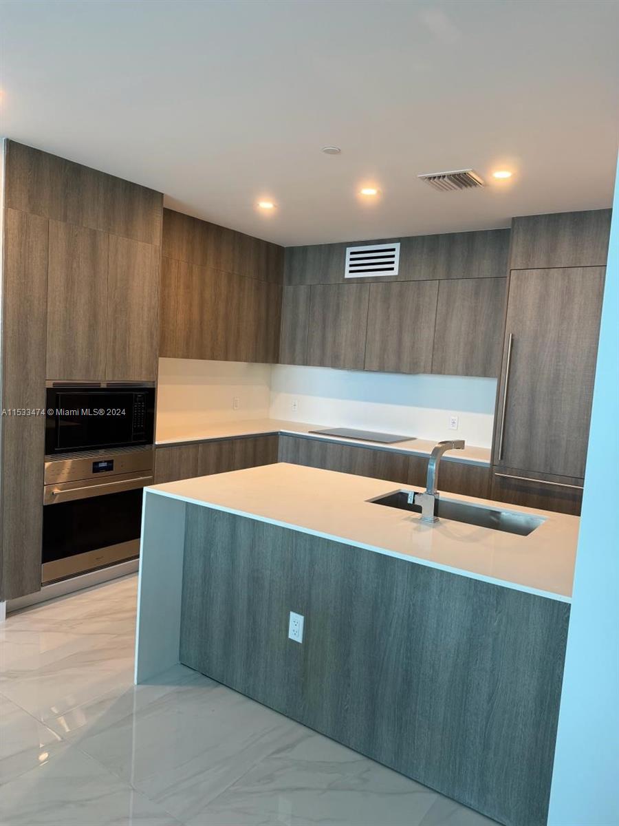 17550 COLLINS AVE 1003, Sunny Isles Beach, Florida 33160, 2 Bedrooms Bedrooms, ,2 BathroomsBathrooms,Residentiallease,For Rent,17550 COLLINS AVE 1003,A11533474