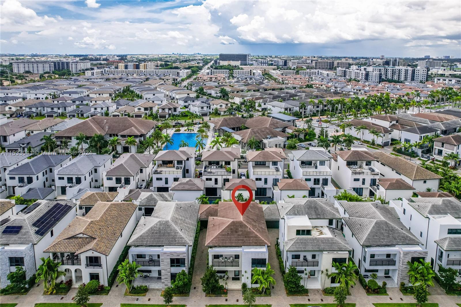 8162 NW 48th Ter, Doral, Florida 33166, 5 Bedrooms Bedrooms, ,5 BathroomsBathrooms,Residential,For Sale,8162 NW 48th Ter,A11533041
