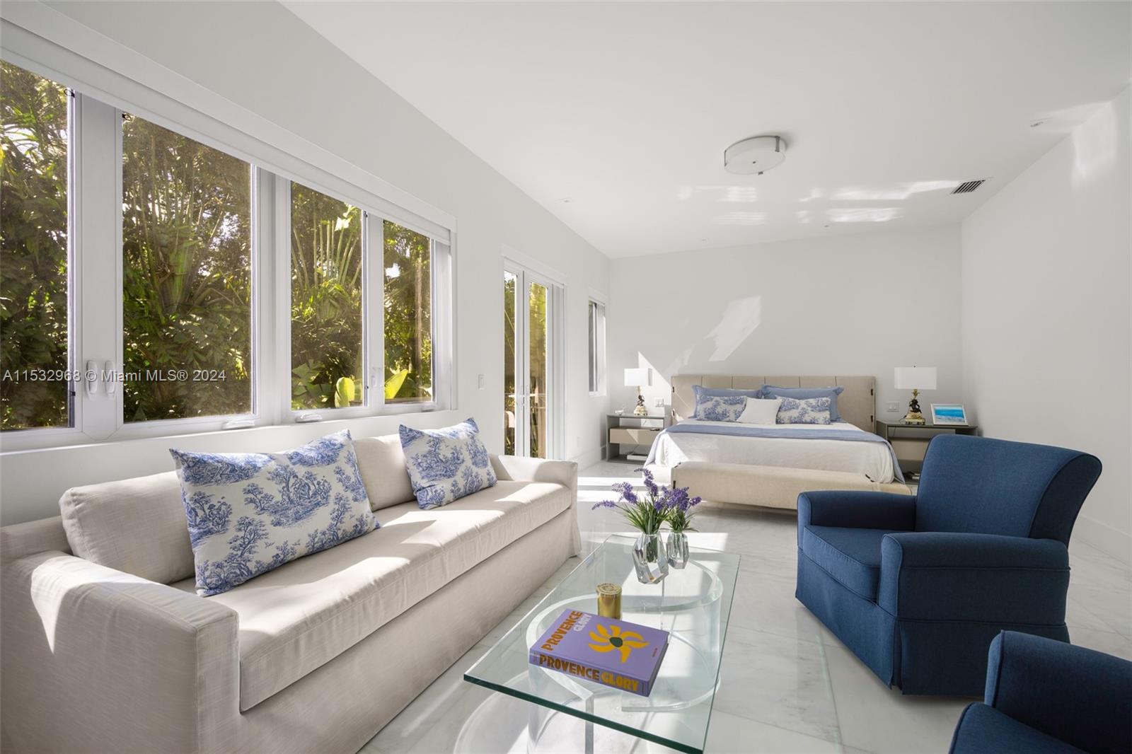 Master bedroom seating area. (bedroom 2)