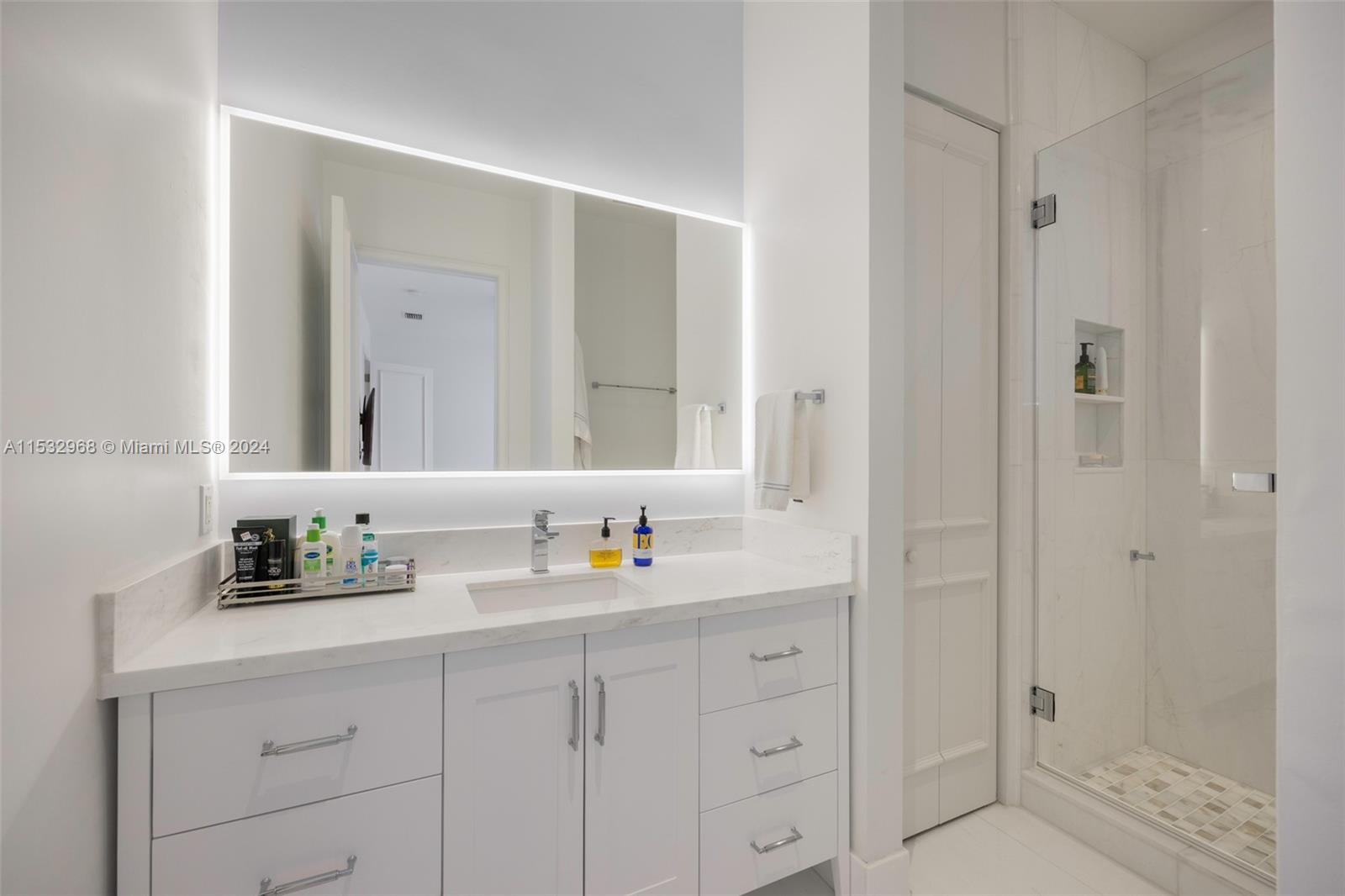 bathroom 4
