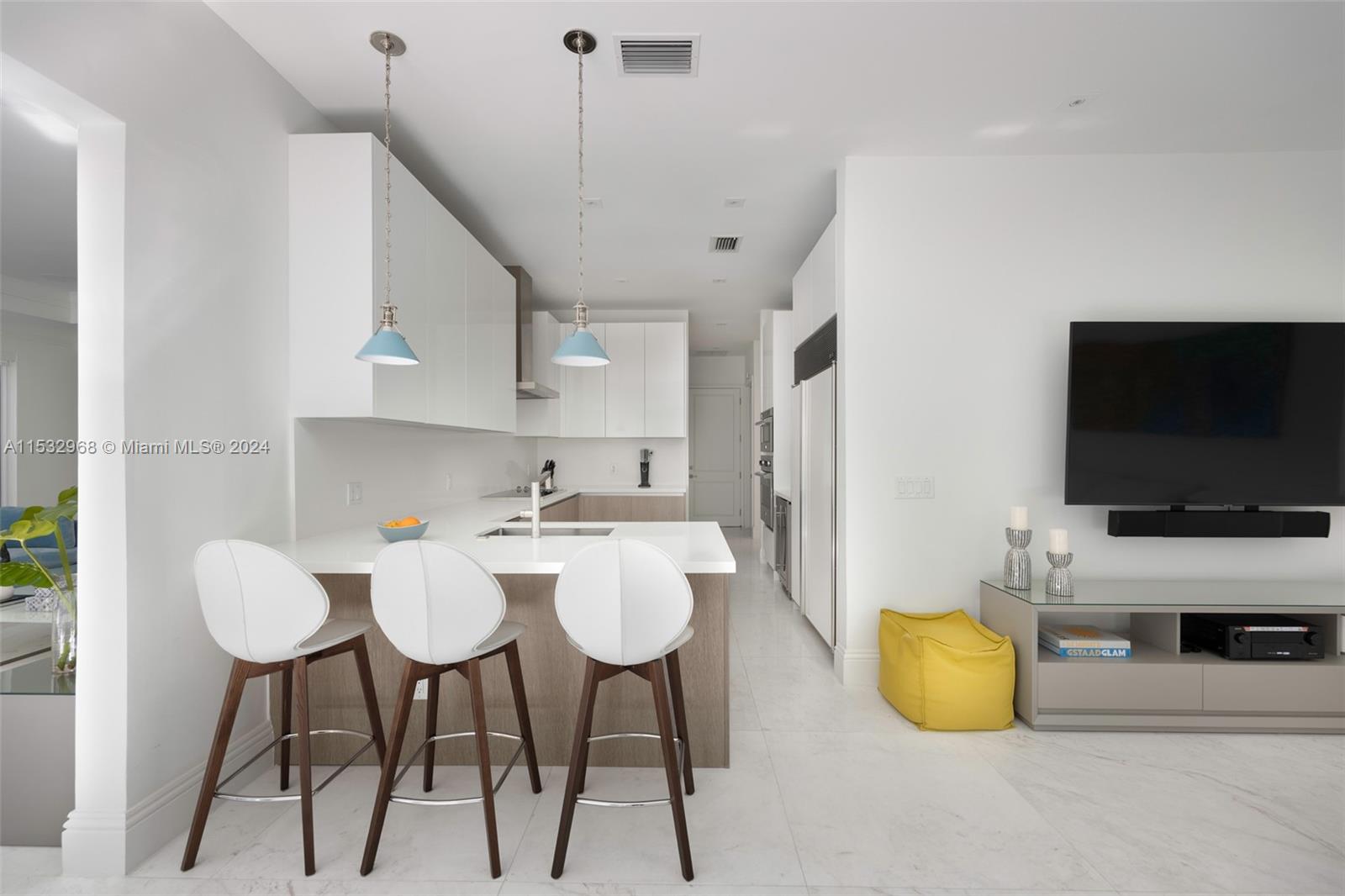 2760 Brickell Ct 2760, Miami, Florida 33129, 5 Bedrooms Bedrooms, ,5 BathroomsBathrooms,Residentiallease,For Rent,2760 Brickell Ct 2760,A11532968