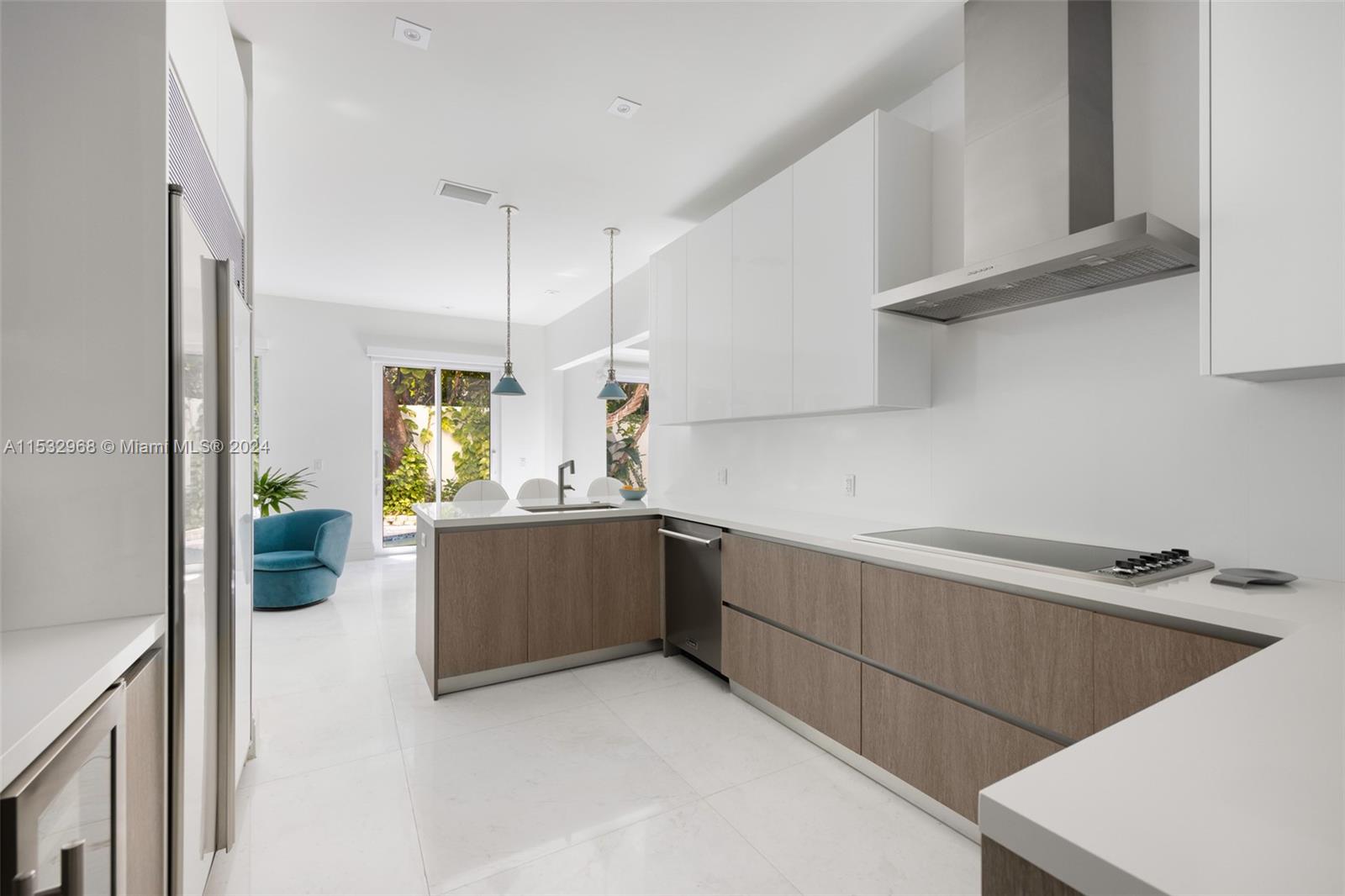 2760 Brickell Ct 2760, Miami, Florida 33129, 5 Bedrooms Bedrooms, ,5 BathroomsBathrooms,Residentiallease,For Rent,2760 Brickell Ct 2760,A11532968