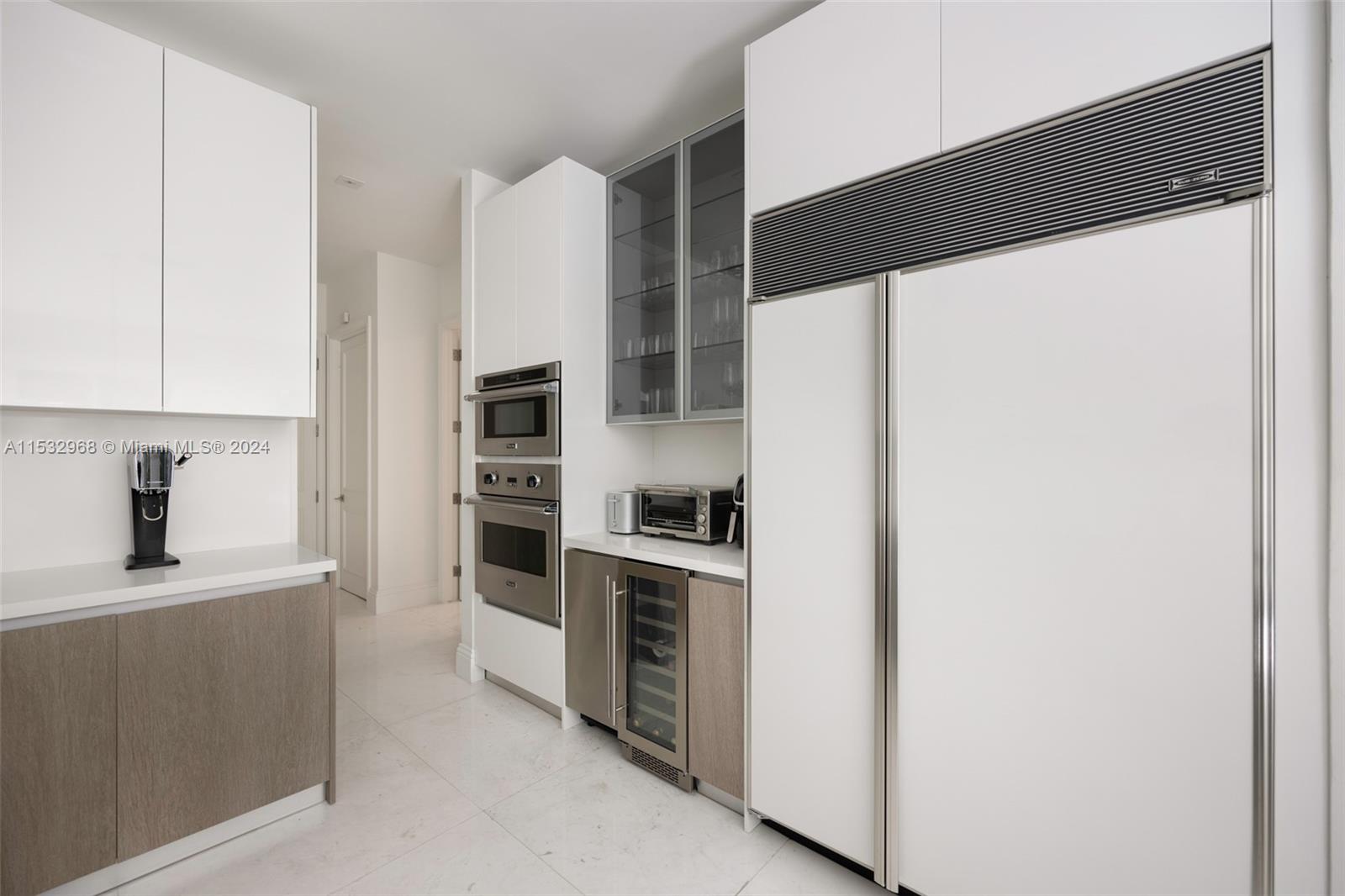 2760 Brickell Ct 2760, Miami, Florida 33129, 5 Bedrooms Bedrooms, ,5 BathroomsBathrooms,Residentiallease,For Rent,2760 Brickell Ct 2760,A11532968