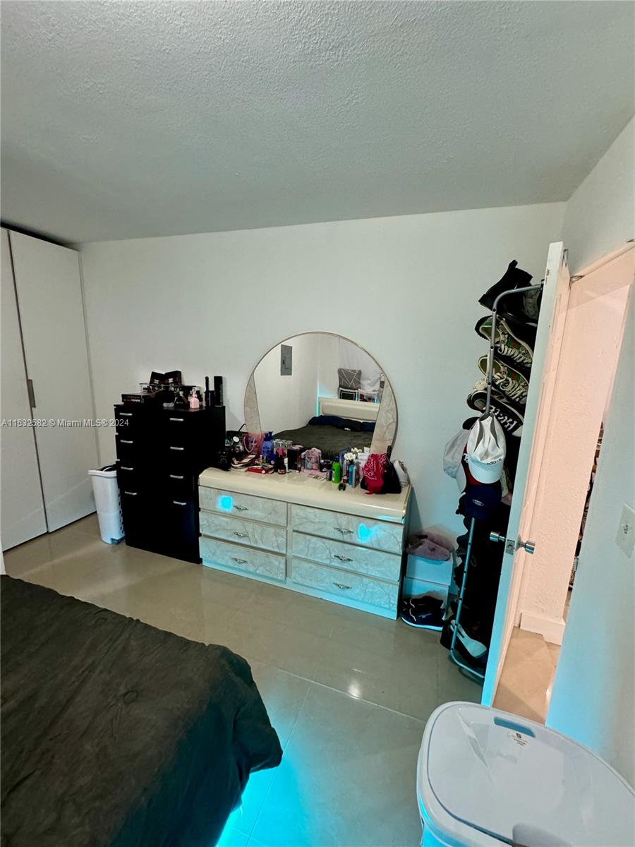4205 E 10th Ave, Hialeah, Florida 33013, 4 Bedrooms Bedrooms, ,3 BathroomsBathrooms,Residential,For Sale,4205 E 10th Ave,A11532582